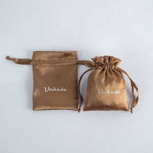 Factory-made Rectangle Faux Silk Satin Drawstring Storage Bag Dust-proof Silky Packaging for Jewelry